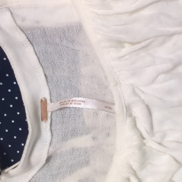 DONATED EACH FP/NASTY GAL/UO/BILLABONG LOT - Picture 7 of 16